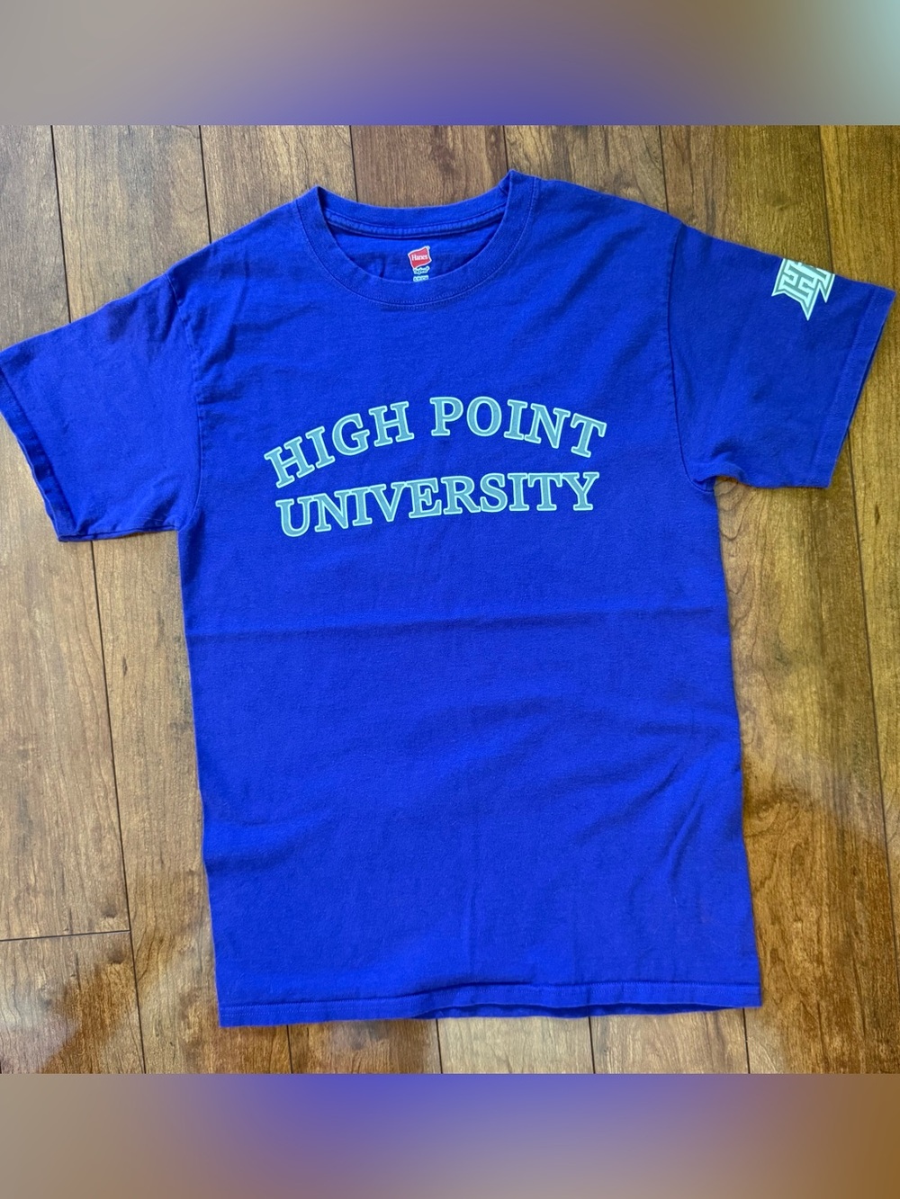 High Point University HPU Graphic T-Shirt - Size S